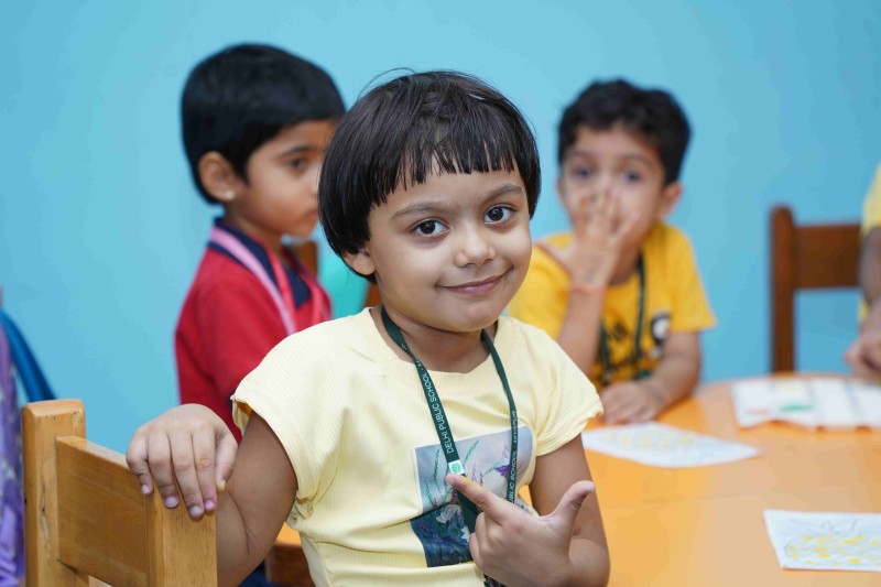 GRADE LKG YELLOW COLOUR DAY